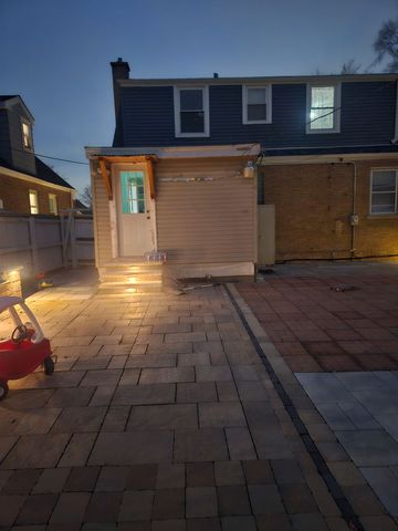 35 164th Street, Calumet City, IL 60409