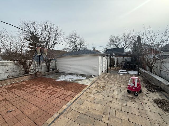 35 164th Street, Calumet City, IL 60409