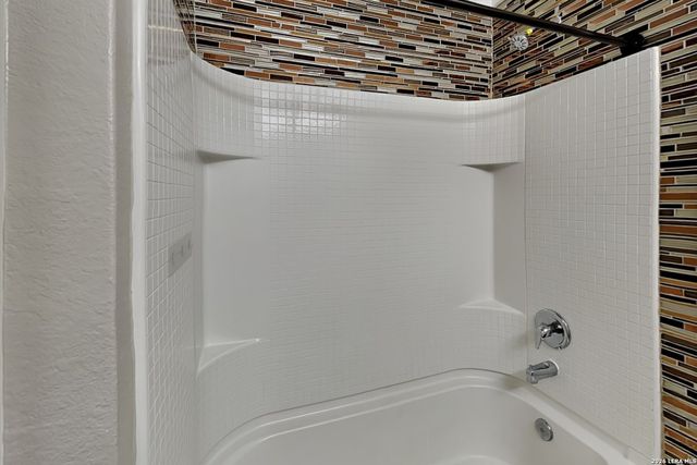 7538 Bowdre, San Antonio, TX 78252