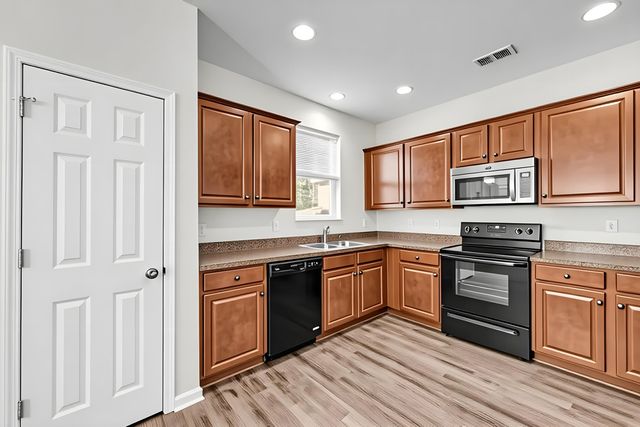 1654 Eider Down Drive, Summerville, SC 29483