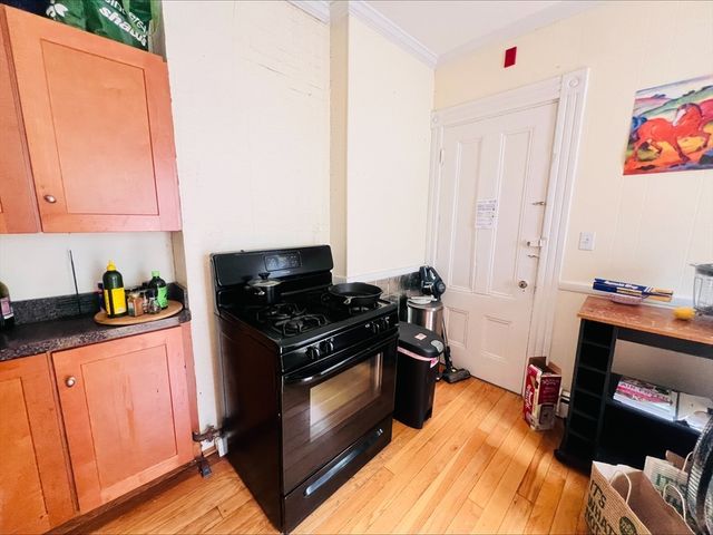 177 Erie Street 6, Cambridge, MA 02139