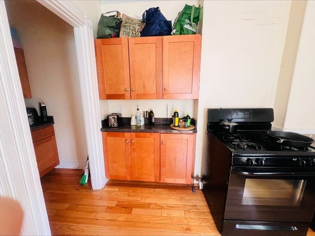 177 Erie Street 6, Cambridge, MA 02139