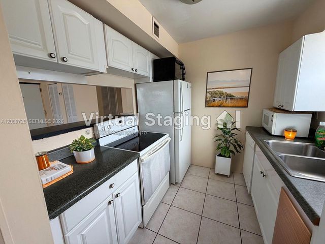 16508 NE 26th Ave 201, North Miami Beach, FL 33160