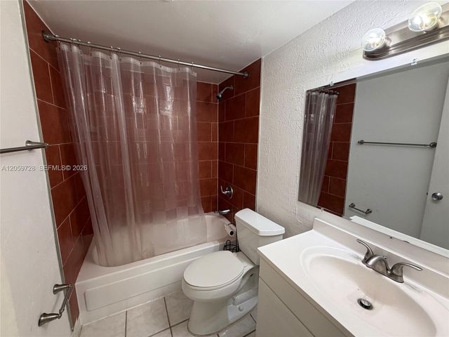 16508 NE 26th Ave 201, North Miami Beach, FL 33160