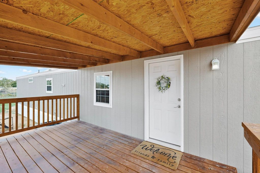 207 Maribel Avenue, Belen, NM 87002