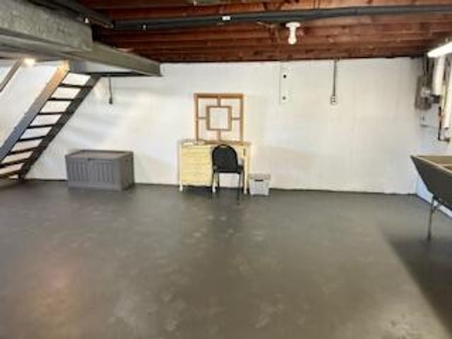 32 New Uri Avenue, Florence, KY 41042