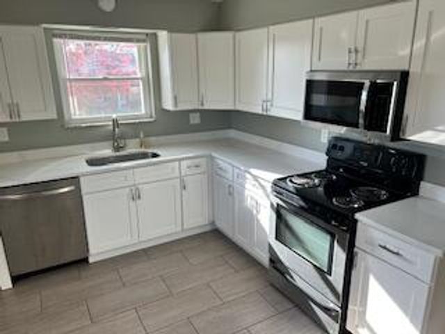 32 New Uri Avenue, Florence, KY 41042