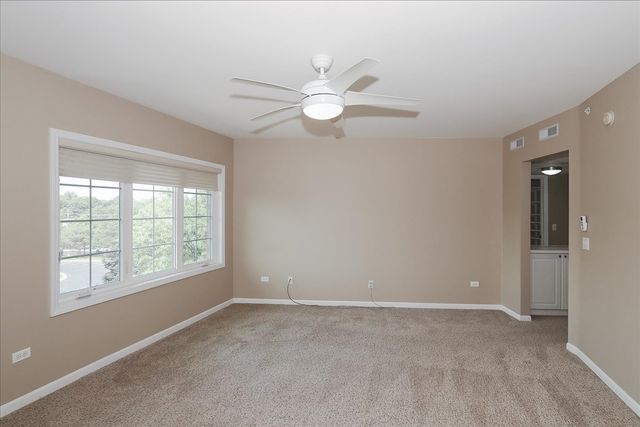 740 Creekside Drive 501, Mount Prospect, IL 60056