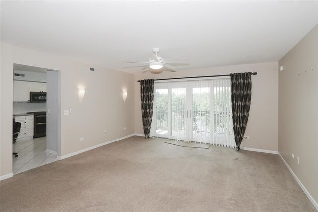 740 Creekside Drive 501, Mount Prospect, IL 60056