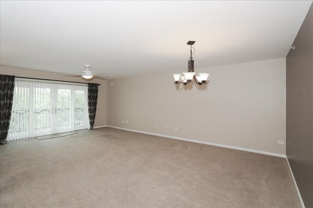 740 Creekside Drive 501, Mount Prospect, IL 60056