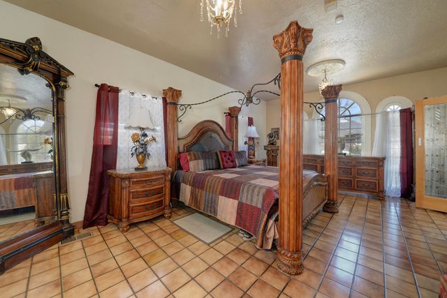 1606 Roma Avenue NE, Albuquerque, NM 87106