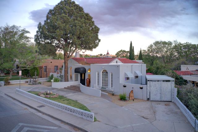 1606 Roma Avenue NE, Albuquerque, NM 87106