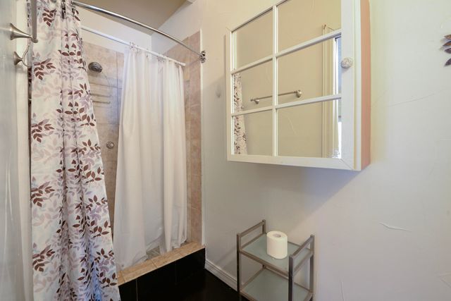 1606 Roma Avenue NE, Albuquerque, NM 87106
