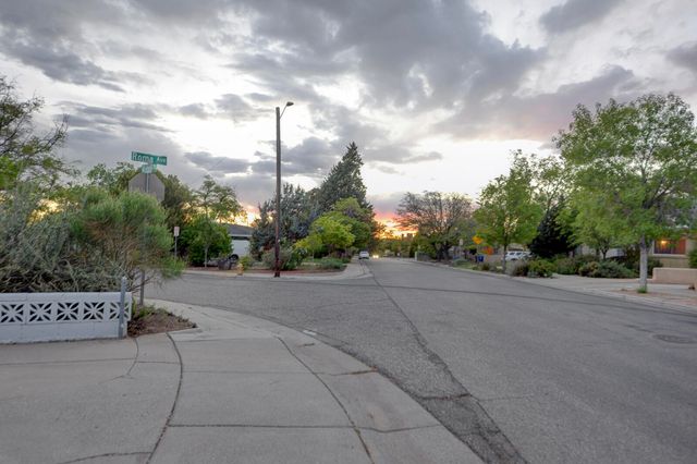 1606 Roma Avenue NE, Albuquerque, NM 87106
