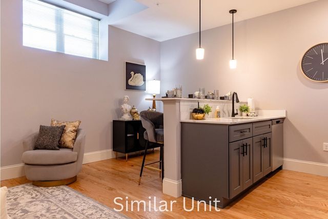 302 Canal Street 7-07, Lawrence, MA 01840