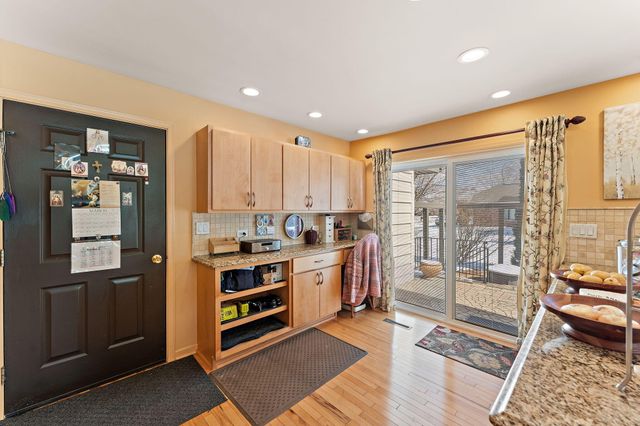 1562 W Tiffany Woods Drive, La Porte, IN 46350