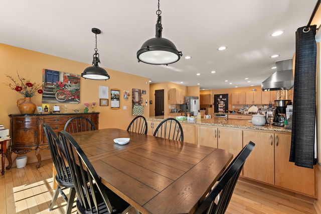 1562 W Tiffany Woods Drive, La Porte, IN 46350