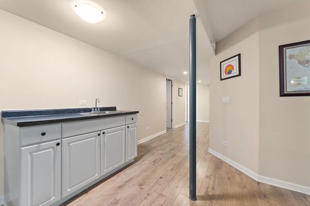 1562 W Tiffany Woods Drive, La Porte, IN 46350