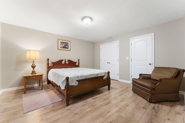 1562 W Tiffany Woods Drive, La Porte, IN 46350