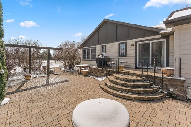 1562 W Tiffany Woods Drive, La Porte, IN 46350