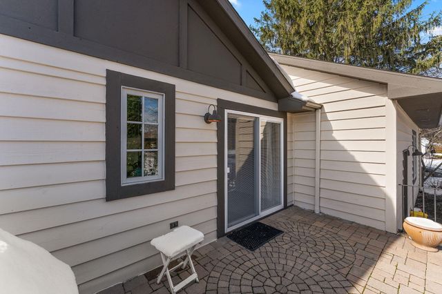 1562 W Tiffany Woods Drive, La Porte, IN 46350