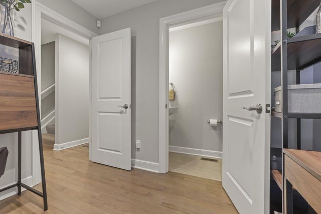 138 E Greenwood Avenue, Columbus, OH 43201