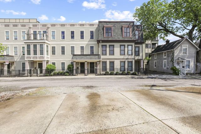 138 E Greenwood Avenue, Columbus, OH 43201