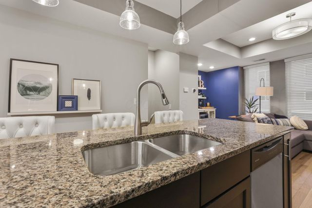 138 E Greenwood Avenue, Columbus, OH 43201