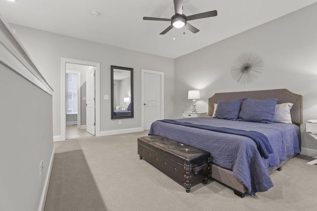 138 E Greenwood Avenue, Columbus, OH 43201