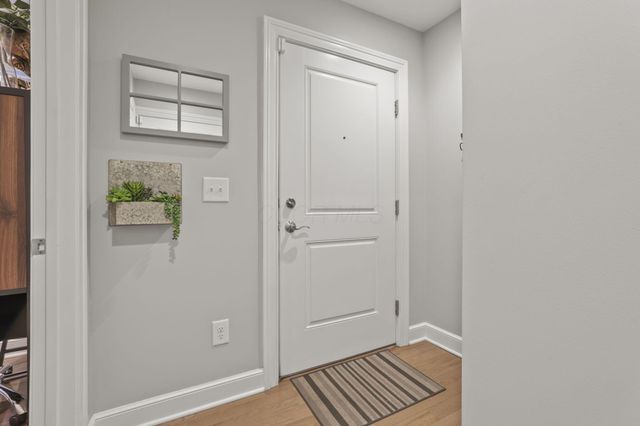 138 E Greenwood Avenue, Columbus, OH 43201