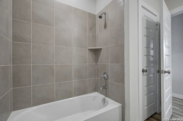 9910 Chavaneaux Lndg, San Antonio, TX 78214