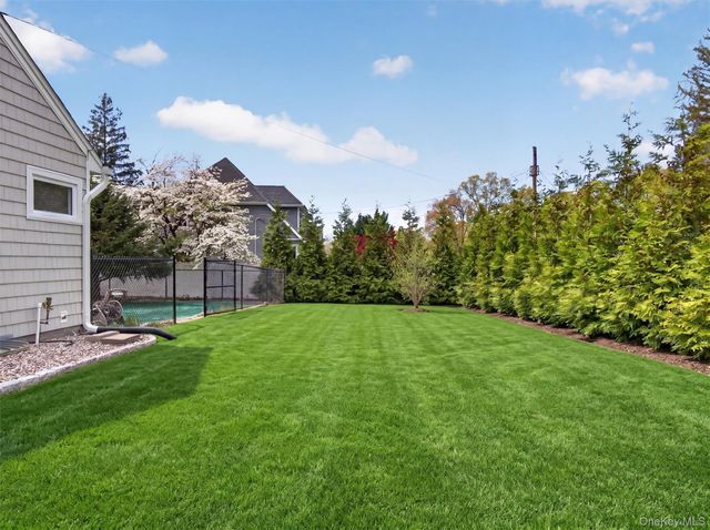 33 Van Wyck Road, Blauvelt, NY 10913