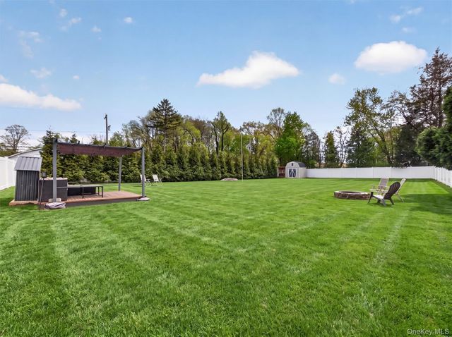 33 Van Wyck Road, Blauvelt, NY 10913