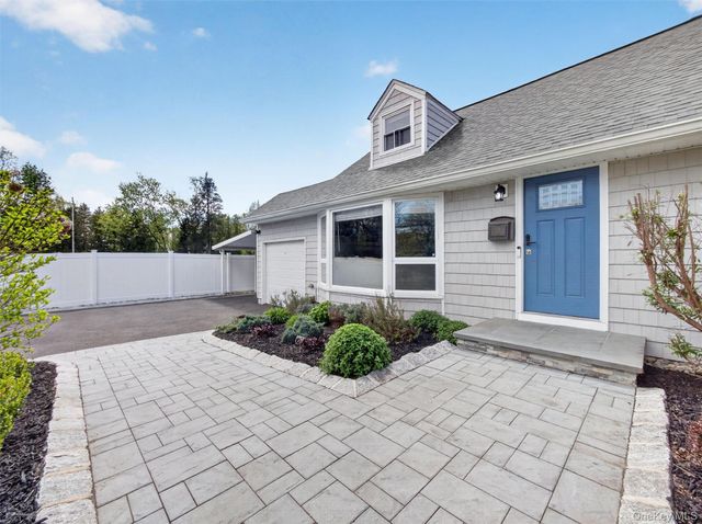 33 Van Wyck Road, Blauvelt, NY 10913