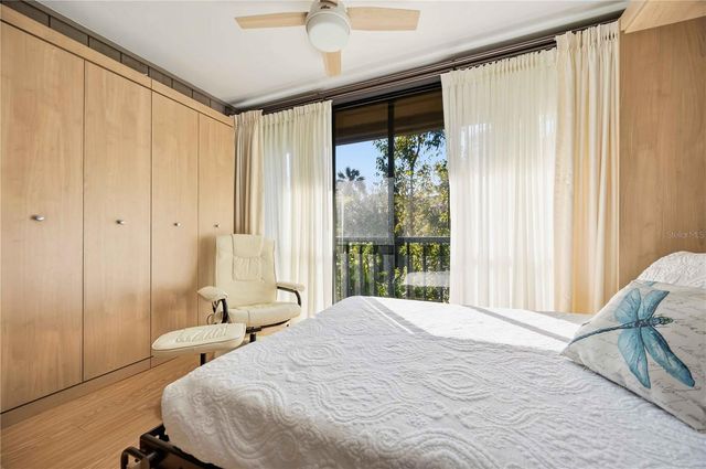 1626 BROOKHOUSE DRIVE 235, Sarasota, FL 34231