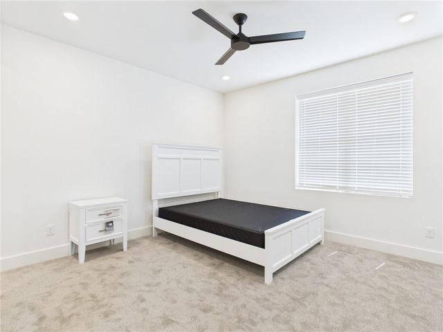 2940 Huffman Way, College Station, TX 77840