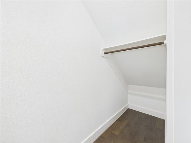 2940 Huffman Way, College Station, TX 77840