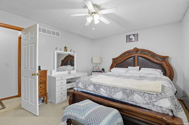 516 Wolverton Drive, Fort Wayne, IN 46825