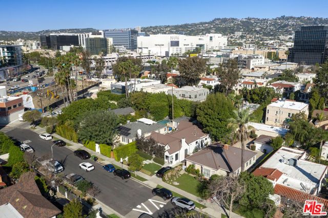 6733 Colgate Avenue, Los Angeles, CA 90048