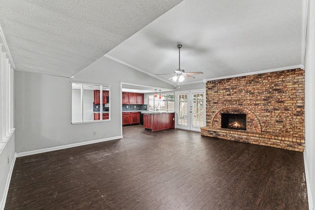 3716 Pinewood Street, Bedford, TX 76021