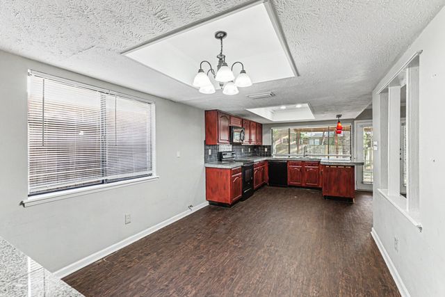 3716 Pinewood Street, Bedford, TX 76021
