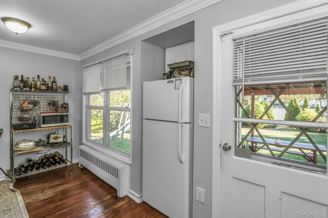 17 Linwood Place, Massapequa Park, NY 11762