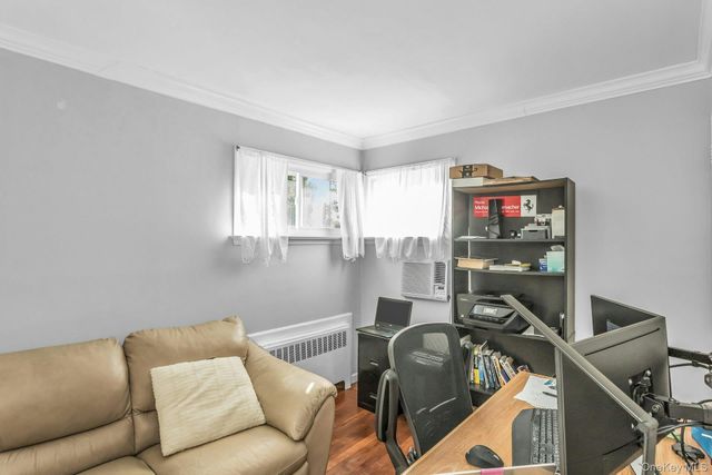 17 Linwood Place, Massapequa Park, NY 11762