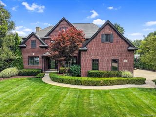 24364 Tara Drive, Lyon Charter Township, MI 48178