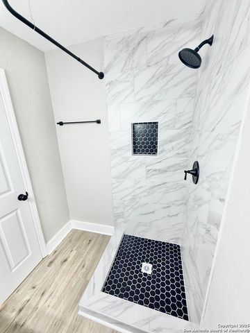 1327 Bailey, San Antonio, TX 78210