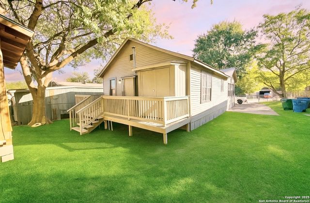 1327 Bailey, San Antonio, TX 78210