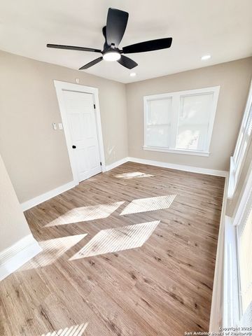 1327 Bailey, San Antonio, TX 78210