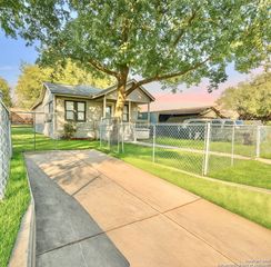 1327 Bailey, San Antonio, TX 78210