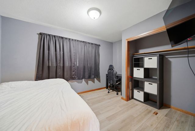 702 Highcrest Road, Dixon, IL 61021