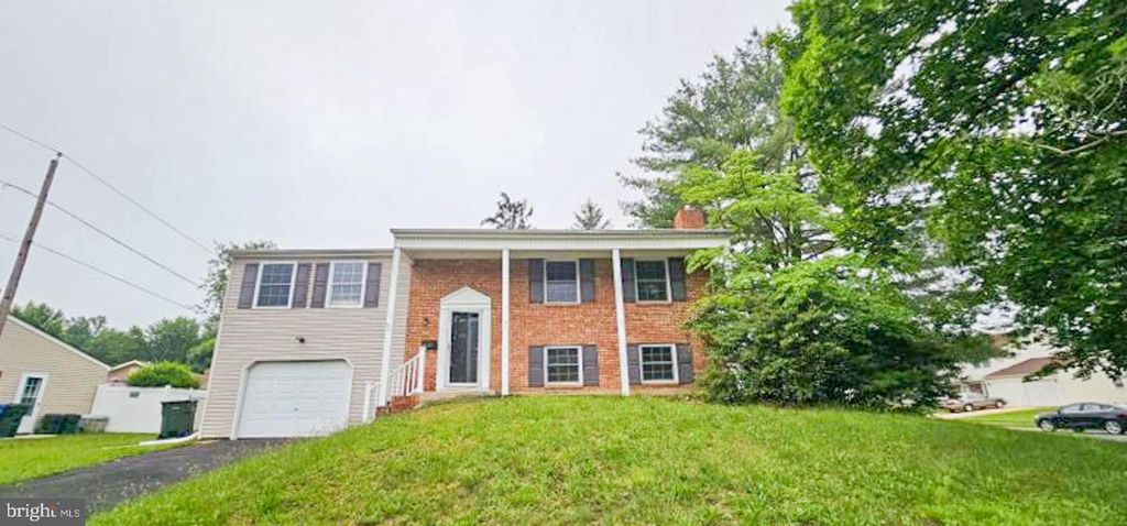 3 NEW COACH LANE, Willingboro, NJ 08046